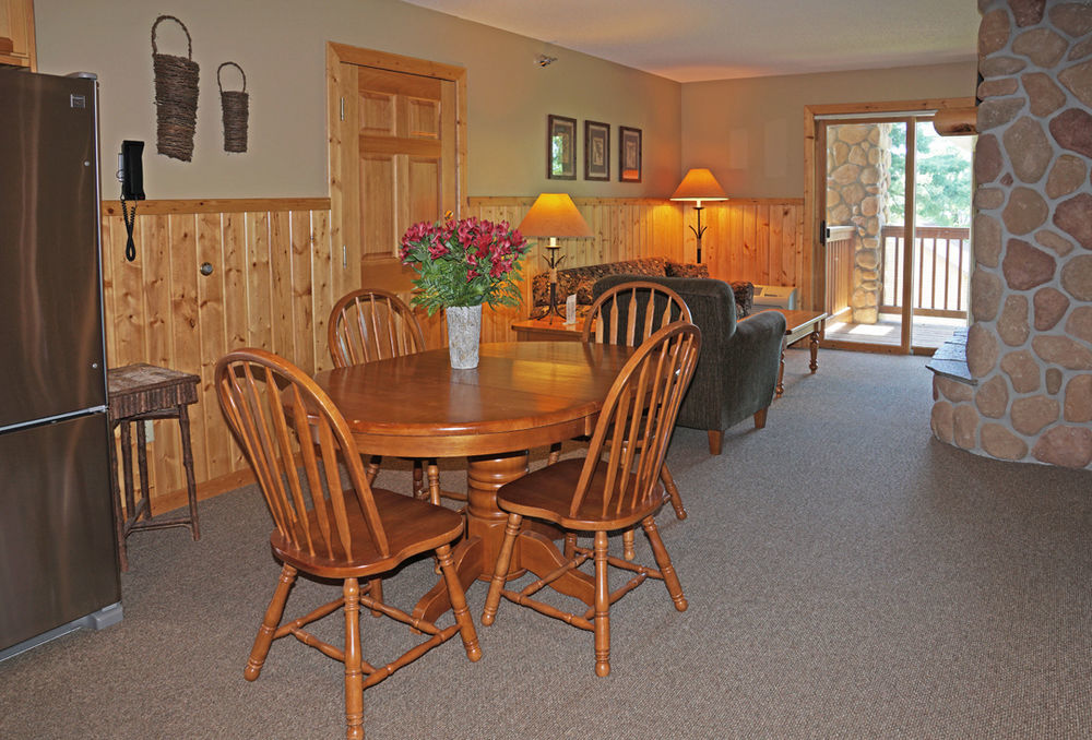 Sugar Lake Lodge Grand Rapids Eksteriør billede