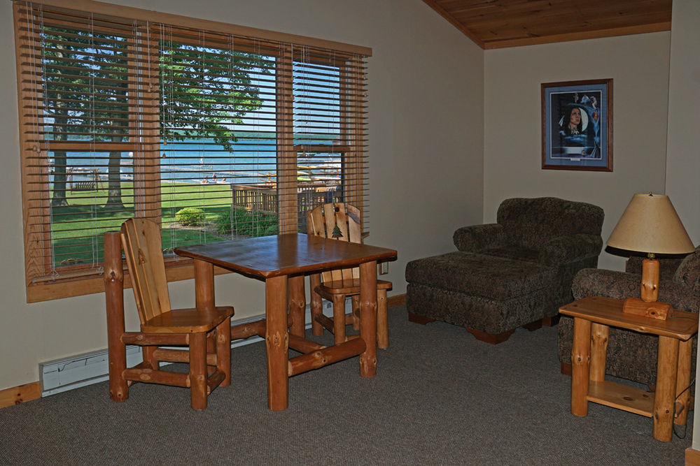 Sugar Lake Lodge Grand Rapids Eksteriør billede